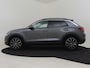 Volkswagen T-Roc 1.0 TSI Life Edition 115pk | Dodehoekdetectie | Park assist | Full led koplampen | Adaptief cruise control | Camera achter | Navigatie via app connect | 19"LMV