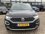 Volkswagen T-Roc 1.5 TSI 150 pk Sport Navigatie Camera 18 Inch Velgen Virtual Dash ACC DAB Sport Stoelen Donkere Hemel Getint Glas NL Auto