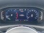 Volkswagen T-Roc 1.5 TSI Sport 150 pk Automaat Navigatie Camera Parkeersensoren Virtual Cockpit Apple Carplay Android Auto ACC Adaptieve Cruise Control DAB Donkere Hemelbekleding Extra Getint Glas 18 Inch Velgen NL Auto