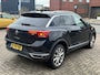 Volkswagen T-Roc 1.5 TSI 150 pk Sport Navigatie Camera 18 Inch Velgen Virtual Dash ACC DAB Sport Stoelen Donkere Hemel Getint Glas NL Auto