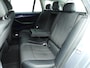 BMW 5-Serie Touring 520i Sportline /  Standkachel / Sportstoelen / Park assist / Camera / Alu wielen 18 inch