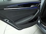 BMW 5-Serie Touring 520i Sportline /  Standkachel / Sportstoelen / Park assist / Camera / Alu wielen 18 inch