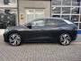 Volkswagen ID.4 First Max 77 kWh / 92 % SOH/ AUTOMAAT/ PANO/ TREKHAAK/ ELEK.KLEP/ MEMORY SEAT/ PARK.SENSOR.V+A/ 360 CAMERA/ STUUR+STOEL VERWARM./ KEYLESS/ DODE HOEK/ HEAD-UP/ ACC/ APP-CONNECT/ DAB/ NAVI/ LED/ ISOFIX/ 20'' LM