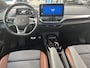 Volkswagen ID.4 First Max 77 kWh / 92 % SOH/ AUTOMAAT/ PANO/ TREKHAAK/ ELEK.KLEP/ MEMORY SEAT/ PARK.SENSOR.V+A/ 360 CAMERA/ STUUR+STOEL VERWARM./ KEYLESS/ DODE HOEK/ HEAD-UP/ ACC/ APP-CONNECT/ DAB/ NAVI/ LED/ ISOFIX/ 20'' LM