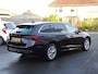 Skoda Octavia Combi 1.5 TSI First Edition Automatische airco, navigatie, carplay, parkeersensoren, licht metalen velgen, cruise controle,  geen import, enz.