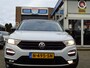 Volkswagen T-Roc TSI 110pk Style Navi Clima Trekhaak PDC NL-Auto