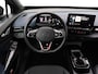 Volkswagen ID.4 GTX 4Motion 77 kWh 299 pk | Camera | Navigatie | Adaptieve cruise control | Led matrix | Assistance pakket | Warmtepomp | Stoel en stuurverwarming | Wegklapbare trekhaak