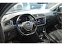 Volkswagen Tiguan 1.5 TSI ACT R-LINE navi camera leer pano trekhaak !!