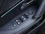 Peugeot e-2008 SUV GT Pack 50kWh 136pk | Accu 93% | Schuif-/Kanteldak | Stoelverwarming