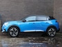 Peugeot e-2008 SUV GT Pack 50kWh 136pk | Accu 93% | Schuif-/Kanteldak | Stoelverwarming