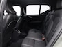 Volvo XC40 Recharge P8 AWD R-Design / Trekhaak / Privacy glass / Leder / Elektr. bed. stoelen / Stoel+stuurwielverwarming