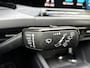 Volkswagen Golf 1.5 TSI Style 150pk Panoramadak / IQ LED verlichting / App-connect / Navigatie High / Parkeersensoren