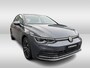 Volkswagen Golf 1.5 TSI Style 150pk Panoramadak / IQ LED verlichting / App-connect / Navigatie High / Parkeersensoren