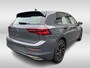Volkswagen Golf 1.5 TSI Style 150pk Panoramadak / IQ LED verlichting / App-connect / Navigatie High / Parkeersensoren