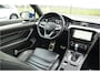 Volkswagen Passat Variant 1.5 TSI 2X R-Line Pano | Vol Leer | Camera | Carplay Stoelmassage | Elekt verst. | Trekhaak