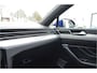 Volkswagen Passat Variant 1.5 TSI 2X R-Line Pano | Vol Leer | Camera | Carplay Stoelmassage | Elekt verst. | Trekhaak