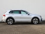 Volkswagen Tiguan 1.5 TSI R-Line Business 150 PK DSG | Navigatie | Adaptieve cruise control | Stoel-en stuurverwarming | Alarm | Electrische achterklep | Side assist | Led Matrix | Camera | Fabrieksgarantie