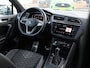 Volkswagen Tiguan 1.5 TSI R-Line Business 150 PK DSG | Navigatie | Adaptieve cruise control | Stoel-en stuurverwarming | Alarm | Electrische achterklep | Side assist | Led Matrix | Camera | Fabrieksgarantie
