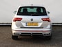 Volkswagen Tiguan 1.5 TSI R-Line Business 150 PK DSG | Navigatie | Adaptieve cruise control | Stoel-en stuurverwarming | Alarm | Electrische achterklep | Side assist | Led Matrix | Camera | Fabrieksgarantie