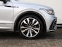 Volkswagen Tiguan 1.5 TSI R-Line Business 150 PK DSG | Navigatie | Adaptieve cruise control | Stoel-en stuurverwarming | Alarm | Electrische achterklep | Side assist | Led Matrix | Camera | Fabrieksgarantie