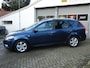 Kia Ceed cee'd Wagon 1.4 CVVT X-ecutive 5Drs Wagon LMV 16" Cruise contr Trekhaak Metallic lak