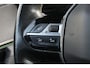 Peugeot e-2008 EV GT Pack 50 kWh | Incl. 12 maanden garantie | Voorstoelen verwarmd | Cruise control | Panorama dak | Airco | Navigatie | Dodehoekdetectie | DAB | Lichtmetalen velgen | Achteruitrijcamera | Parkeersensoren | Climate control | Zwarte hemelbekleding