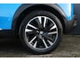 Peugeot e-2008 EV GT Pack 50 kWh | Incl. 12 maanden garantie | Voorstoelen verwarmd | Cruise control | Panorama dak | Airco | Navigatie | Dodehoekdetectie | DAB | Lichtmetalen velgen | Achteruitrijcamera | Parkeersensoren | Climate control | Zwarte hemelbekleding
