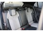 Peugeot e-2008 EV GT Pack 50 kWh | Incl. 12 maanden garantie | Voorstoelen verwarmd | Cruise control | Panorama dak | Airco | Navigatie | Dodehoekdetectie | DAB | Lichtmetalen velgen | Achteruitrijcamera | Parkeersensoren | Climate control | Zwarte hemelbekleding
