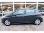 Peugeot 208 1.2 PureTech Active Automaat. Trekhaak, lage km stand.