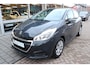 Peugeot 208 1.2 PureTech Active Automaat. Trekhaak, lage km stand.