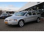 Volvo V70 2.4 Momentum DEALER ONDERHOUDEN !!