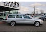 Volvo V70 2.4 Momentum DEALER ONDERHOUDEN !!