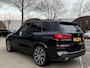 BMW X5 xDrive45e High Executive BOMVOL OPTIES| INDIVIDUAL| SOFTCLOSE| PANO| LASER LED| ALCANTARA HEMEL| HARMAN KARDON| DRIVING ASS. PROF| HEAD-UP| 360 CAMERA| ACHTERBANK VERWARMING| 22 INCH| STUURVERWARMING , ACHTERAS BESTURING| ETC...|