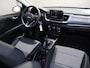 Kia Stonic 1.0 T-GDi MHEV ComfortLine | vanaf €329,- p/m | Achteruitrijcamera | Parkeersensoren achter | Navigatiesysteem | Cruise control | Actieve rijbaanassistentie |