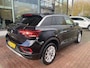 Volkswagen T-Roc 1.0 TSI Life Edition / Virtual cockpit / Full Led / 17 Inch / Keyless / Adaptive cruise / Getint glas
