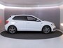 Volkswagen Polo 1.0 TSI Highline Business R 95 pk | Navigatie | Parkeersensoren | Autom. airco | Adaptieve cruise control | Voll. digitaal instrumentenpaneel |