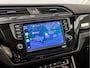 Volkswagen Touran 1.4 TSI Sportline 7 Persoons 150Pk Automaat (PANORAMADAK, NAVIGATIE, CLIMATE, CAMERA, ALCANTARA, KEYLESS, SPORTSTOELEN, GETINT GLAS, TREKHAAK, ADAPTIVE CRUISE, LED KOPLAMPEN, NIEUWSTAAT)