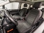 Volkswagen Touran 1.4 TSI Sportline 7 Persoons 150Pk Automaat (PANORAMADAK, NAVIGATIE, CLIMATE, CAMERA, ALCANTARA, KEYLESS, SPORTSTOELEN, GETINT GLAS, TREKHAAK, ADAPTIVE CRUISE, LED KOPLAMPEN, NIEUWSTAAT)