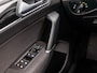Volkswagen Touran 1.4 TSI Sportline 7 Persoons 150Pk Automaat (PANORAMADAK, NAVIGATIE, CLIMATE, CAMERA, ALCANTARA, KEYLESS, SPORTSTOELEN, GETINT GLAS, TREKHAAK, ADAPTIVE CRUISE, LED KOPLAMPEN, NIEUWSTAAT)