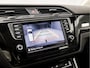Volkswagen Touran 1.4 TSI Sportline 7 Persoons 150Pk Automaat (PANORAMADAK, NAVIGATIE, CLIMATE, CAMERA, ALCANTARA, KEYLESS, SPORTSTOELEN, GETINT GLAS, TREKHAAK, ADAPTIVE CRUISE, LED KOPLAMPEN, NIEUWSTAAT)