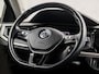 Volkswagen Polo 1.0 TSI Highline Sportline (APPLE CARPLAY, GROOT NAVI, CLIMATE, STOELVERWARMING, SPORTSTOELEN, PARKEERSENSOREN, LM VELGEN, CRUISE, NIEUWSTAAT)