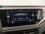 Volkswagen Polo 1.0 TSI Highline Sportline (APPLE CARPLAY, GROOT NAVI, CLIMATE, STOELVERWARMING, SPORTSTOELEN, PARKEERSENSOREN, LM VELGEN, CRUISE, NIEUWSTAAT)