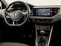 Volkswagen Polo 1.0 TSI Highline Sportline (APPLE CARPLAY, GROOT NAVI, CLIMATE, STOELVERWARMING, SPORTSTOELEN, PARKEERSENSOREN, LM VELGEN, CRUISE, NIEUWSTAAT)
