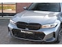 BMW 3-Serie Touring 320i M-Sport Pro Pano HUD HiFi Camera