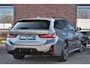 BMW 3-Serie Touring 320i M-Sport Pro Pano HUD HiFi Camera