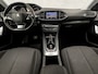 Peugeot 308 1.2 PureTech Sport Pack Automaat 131Pk (APPLE CARPLAY, GROOT NAVI, GETINT GLAS, PARKEERSENSOREN, SPORTSTOELEN, LM VELGEN, CRUISE, NIEUWSTAAT)