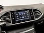 Peugeot 308 1.2 PureTech Sport Pack Automaat 131Pk (APPLE CARPLAY, GROOT NAVI, GETINT GLAS, PARKEERSENSOREN, SPORTSTOELEN, LM VELGEN, CRUISE, NIEUWSTAAT)