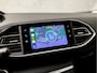 Peugeot 308 1.2 PureTech Sport Pack Automaat 131Pk (APPLE CARPLAY, GROOT NAVI, GETINT GLAS, PARKEERSENSOREN, SPORTSTOELEN, LM VELGEN, CRUISE, NIEUWSTAAT)