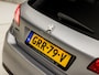 Peugeot 308 1.2 PureTech Sport Pack Automaat 131Pk (APPLE CARPLAY, GROOT NAVI, GETINT GLAS, PARKEERSENSOREN, SPORTSTOELEN, LM VELGEN, CRUISE, NIEUWSTAAT)