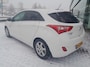 Hyundai i30 1.6 GDi Blue 135PK 5d i-Motion Plus | 100% Dealer Onderhouden | Winter & Zomerset | Navigatie | Cruise Control | Achteruitrij Camera | Parkeersensoren